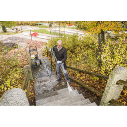 Nettoyeur haute pression eau froide essence HD 9/23 G+