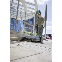 Balayeuse mécanique KM 70/20 C