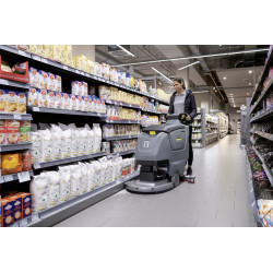 L'autolaveuse autotractée compacte B 50 Wp Pack 115Ah+D51