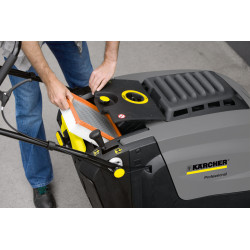 Balayeuse aspirante Balayeuse autotractée KM 75/40 W Bp Pack