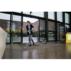 Aspirateur eau et poussières NT 271